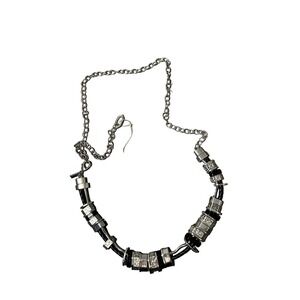Chico's adj silver tone chain belt leather hammered enamel accents one size‎